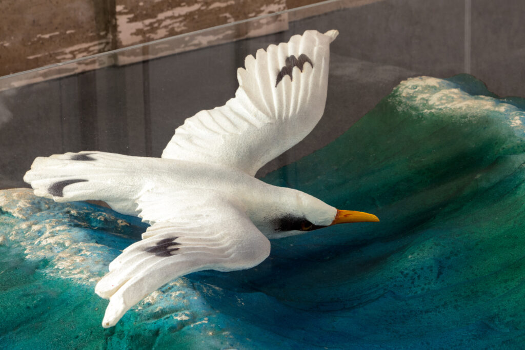 Opera "Mare con gabbiano (Sea with Seagull)", 1967 di Piero Gilardi al Castello di Rivoli museo d'Arte Contemporanea