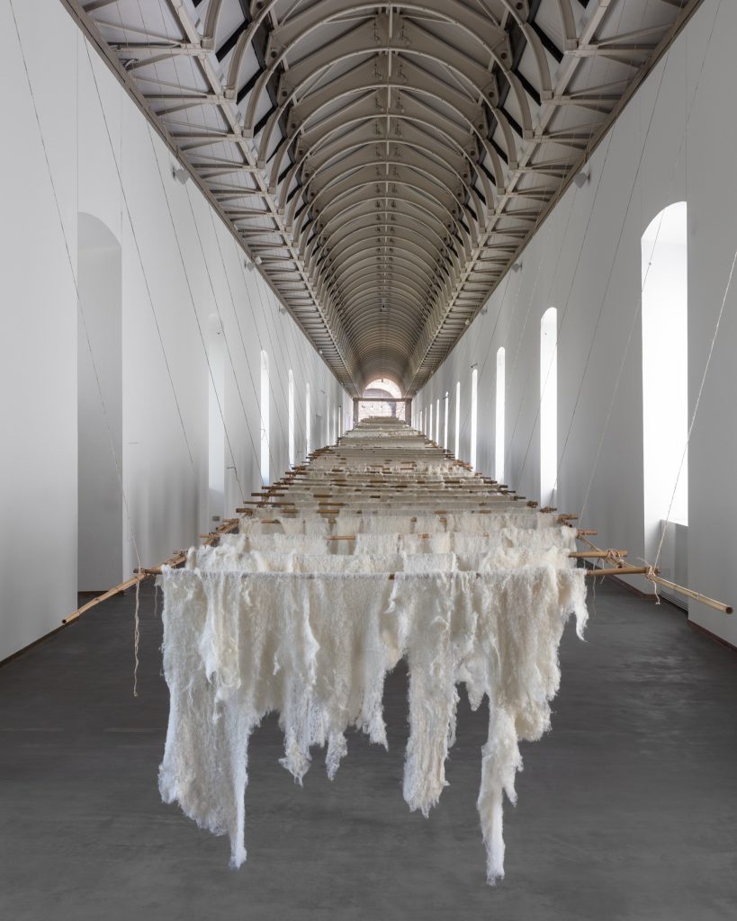 Visite guidate alla mostra Cecilia Vicuña: El glaciar ido (The vanished glacier / Il ghiacciaio scomparso)