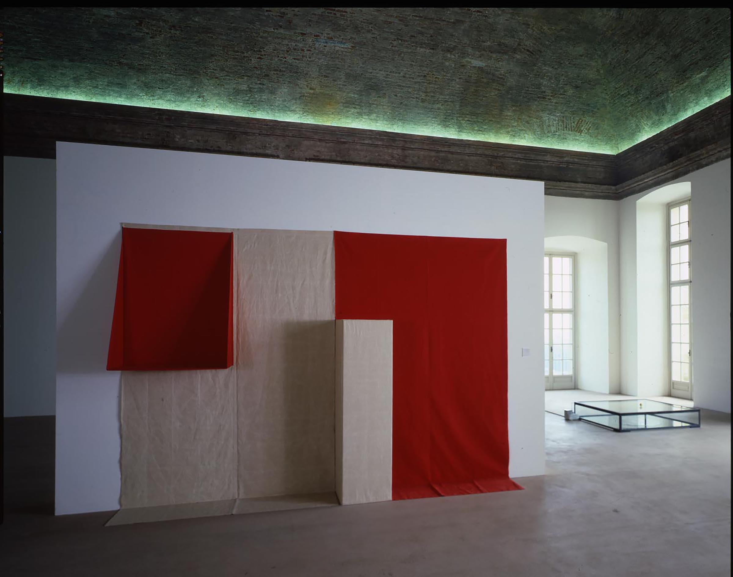 Franz Erhard Walther, Rot, sechs Werke, 1982